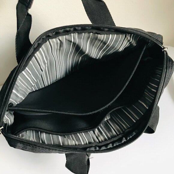 Targus Black Polyester Laptop Bag with Shoulder Strap - Picture 6 of 10